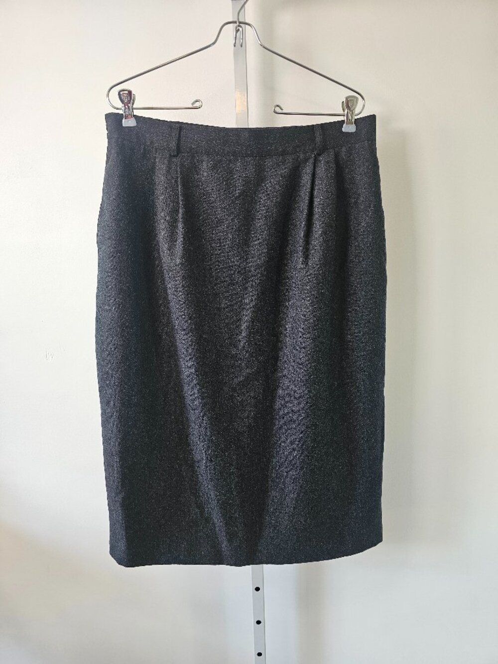 Vintage Talbots Skirt Gray Wool Classic Office Academia 16